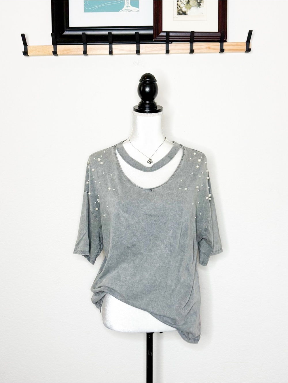 Vintage Zara Trafaluc Pearl Embellished Gray Tee Distressed Wash Short Sleeve XS